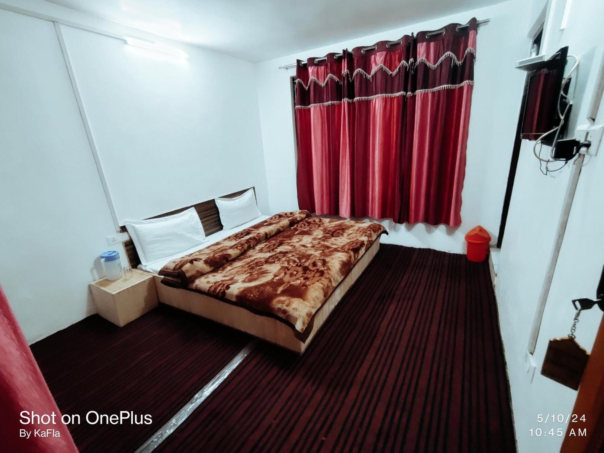 New Heaven Rose Hotel Pahalgām Екстериор снимка